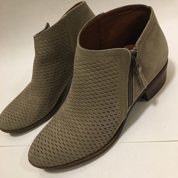 Lucky Brand LP Brielley Ankle Leather Bootie 9,5M - Picture 7 of 16